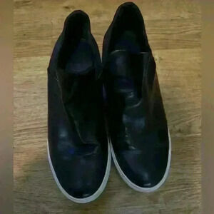 Ladies' DKNY Slip-On Sneakers, Size 7.5